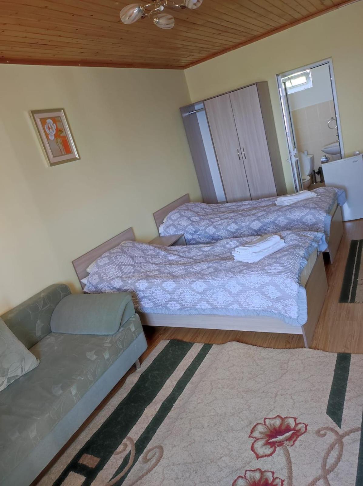 В Гостях На Иссык-Куле Hotel Cholpon-Ata Exterior foto